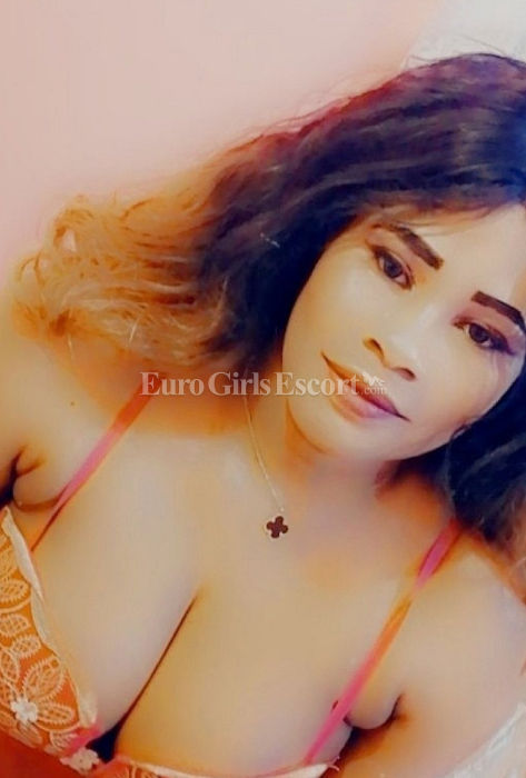 Escorts Kuwait Lala