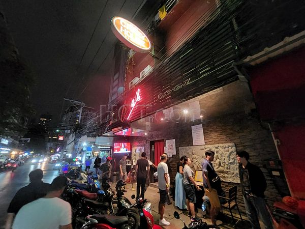 Beer Bar / Go-Go Bar Bangkok, Thailand Crazy House