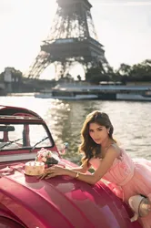 Escorts Makati City, Philippines Jeannine - VIP Companion