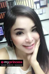 Escorts Bangkok, Thailand Full Service Deluxe Escort Venus GFE Massage Sex Toys