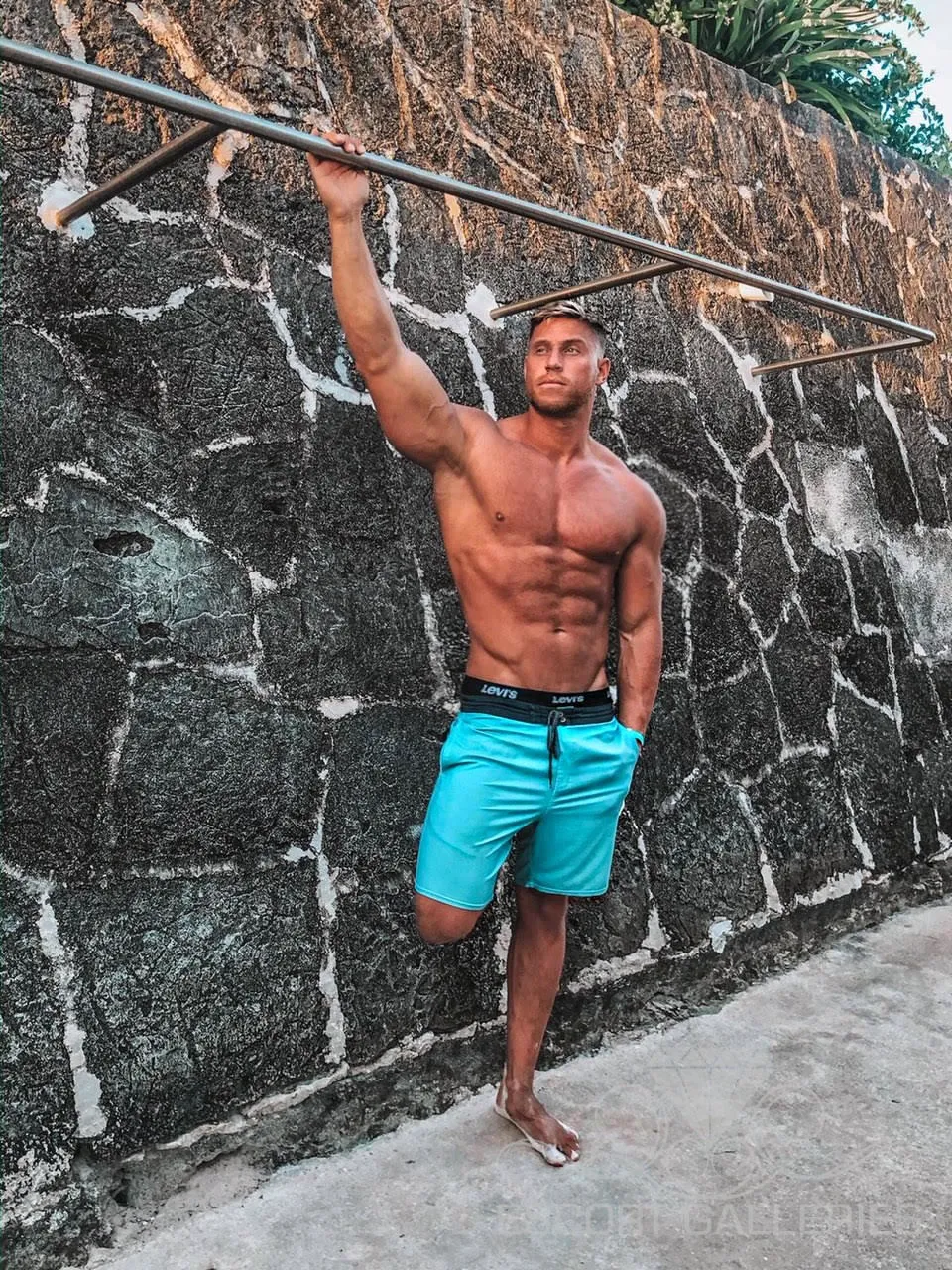 Escorts Hamburg, Germany Allesio