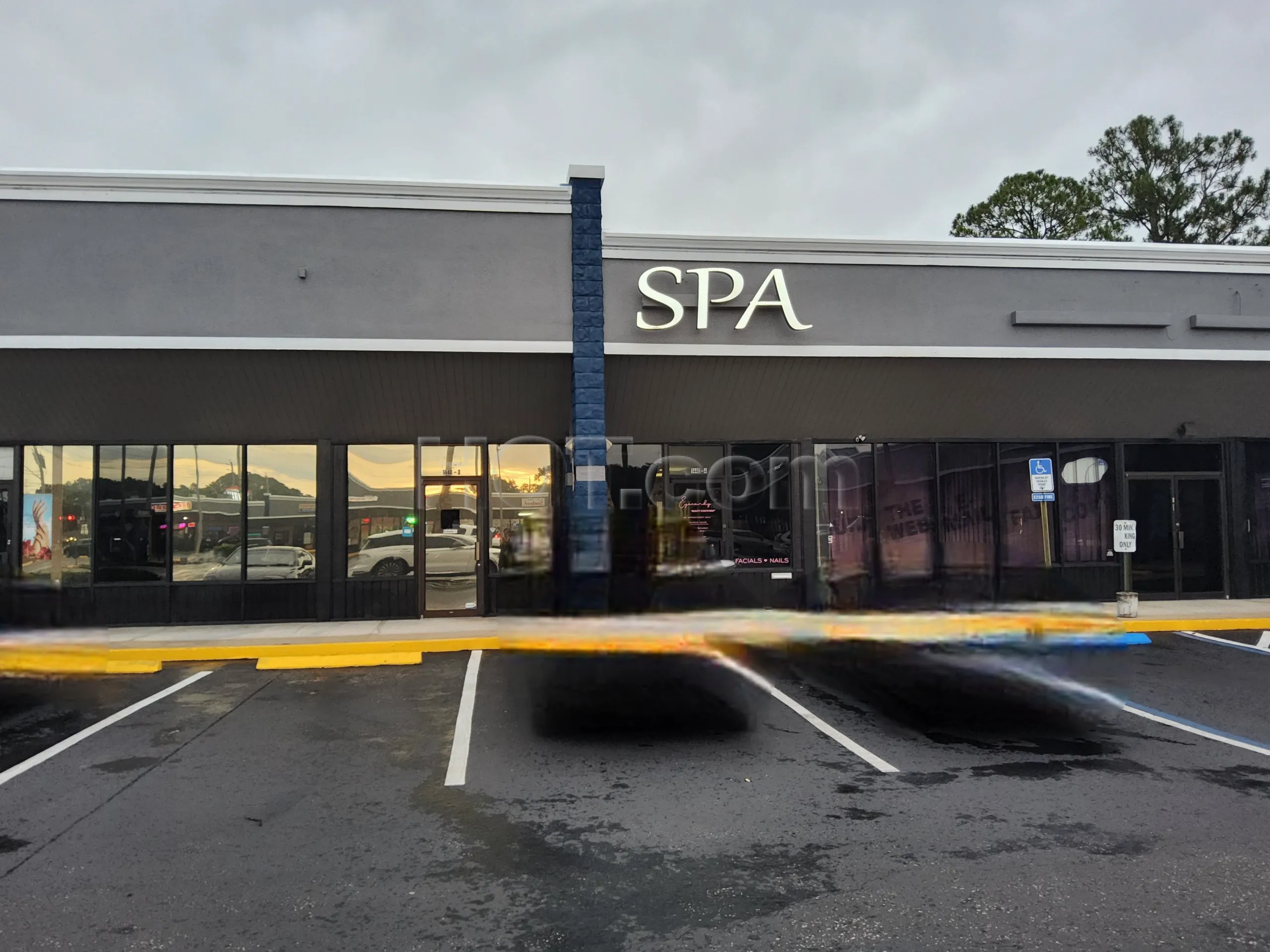 Jacksonville, Florida Evergreen Spa