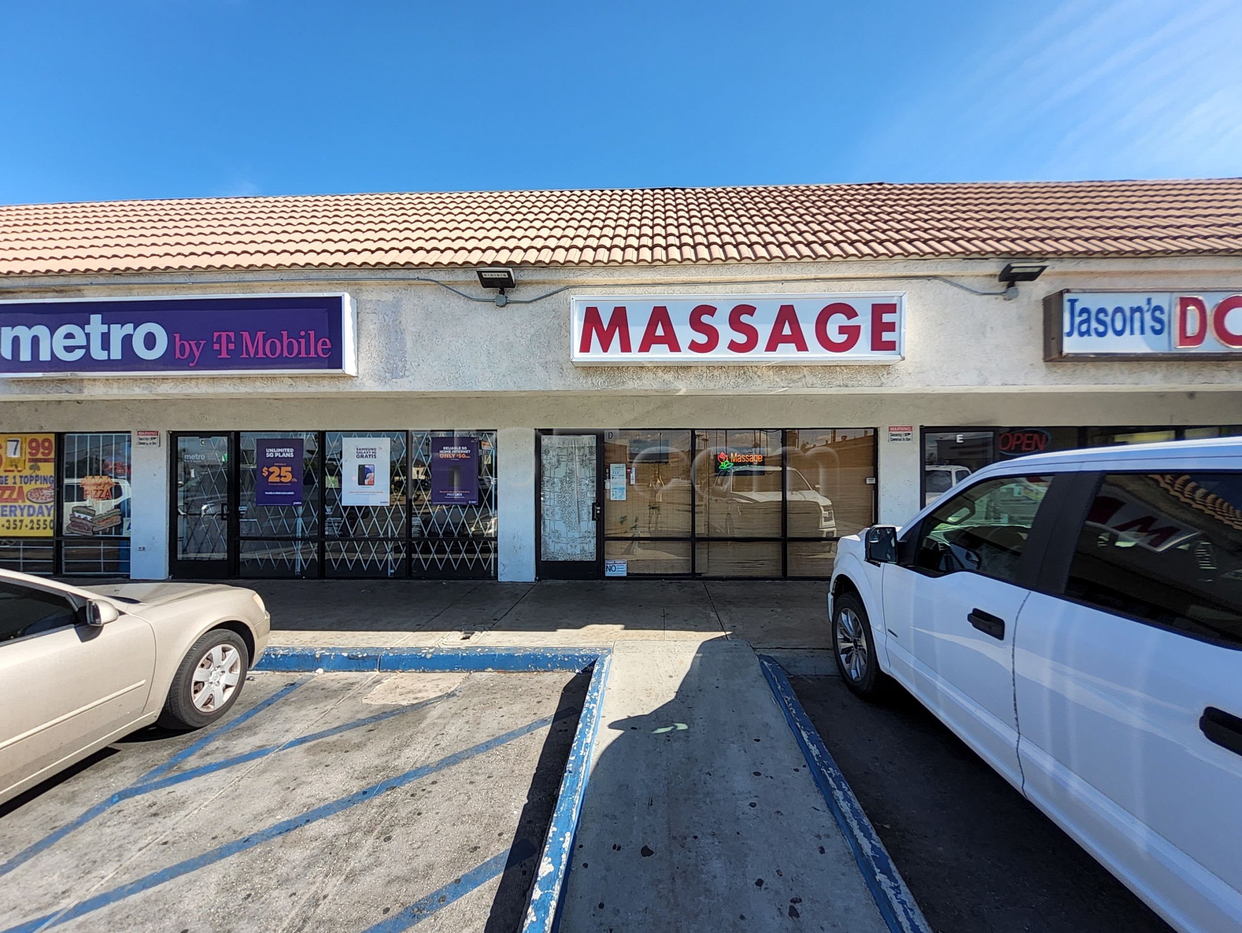 Hemet, California Super Relax Massage