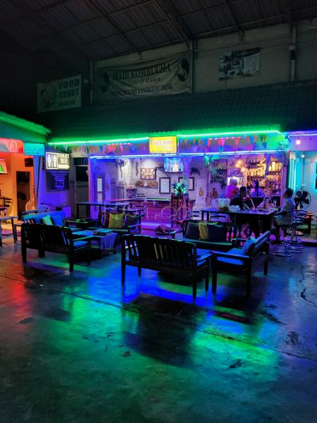 Beer Bar / Go-Go Bar Chiang Mai, Thailand Orchid Bar
