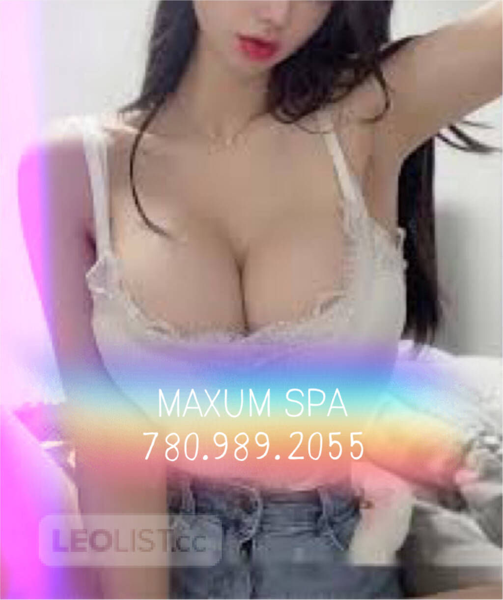 Escorts Edmonton, Alberta 780.989.2055