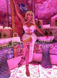 Escorts Las Vegas, Nevada VANESSA — Curvy Girl