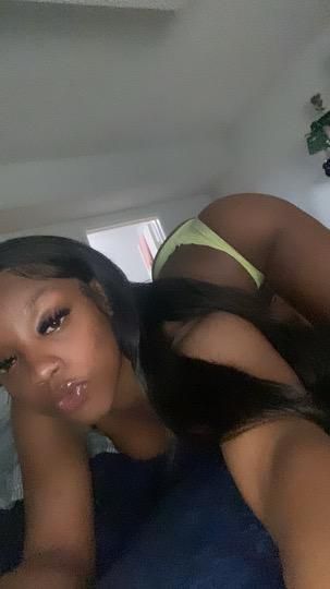 Escorts Gadsden, Alabama ❤Hello Gentlemen💋2 gurl special available ❤ 💛5'0 slim thick certified freak 💙super real pics 💜fetish friendly/soothing massages 🔮available 24/7