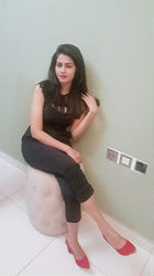 Escorts Abu Dhabi, United Arab Emirates Natasha Indian Girl