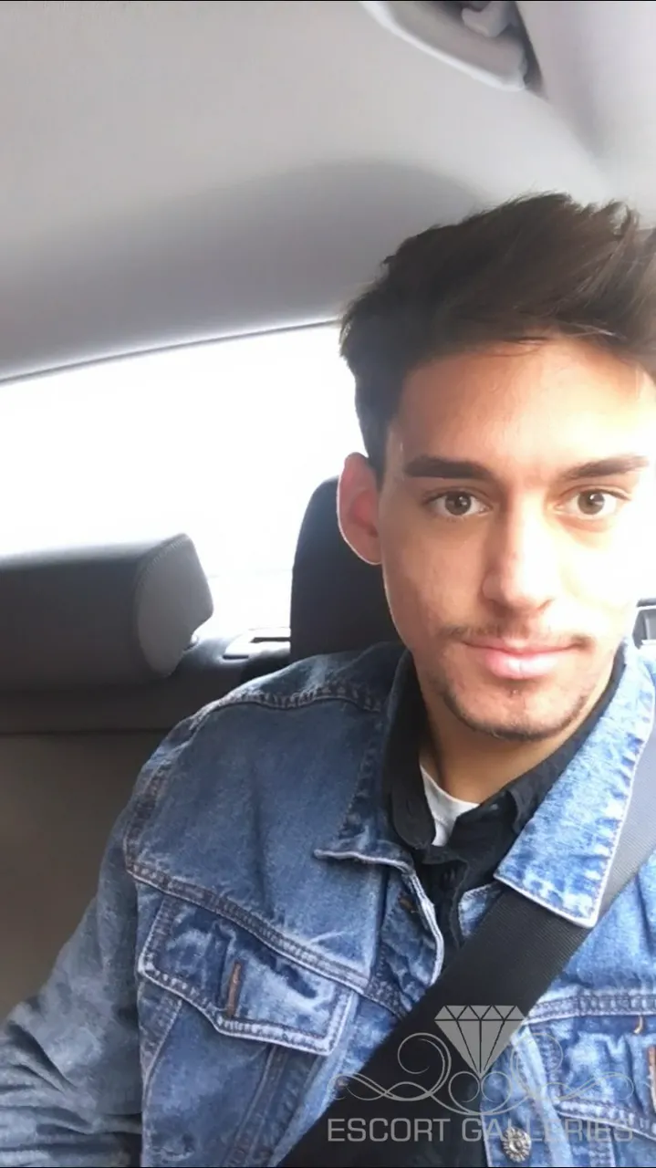 Escorts Duisburg, Germany Prince