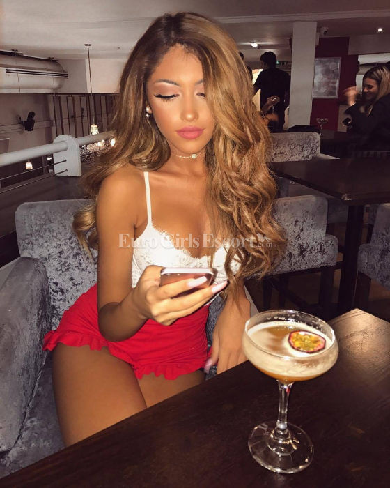 Escorts Amsterdam, Netherlands Amber