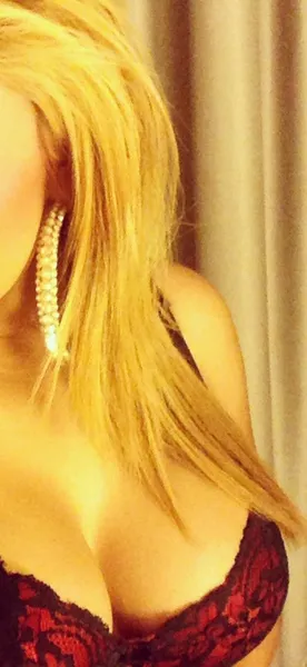 Escorts Riverside, California MOVAL/INC/-OUTCALLS