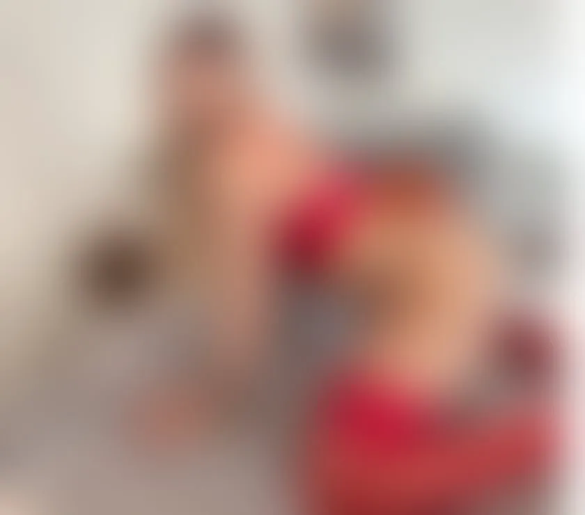 Escorts Falkirk, Scotland I'm a beautiful girl. Female TS curves FEW DAYS
