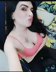 Escorts Suhani Arora