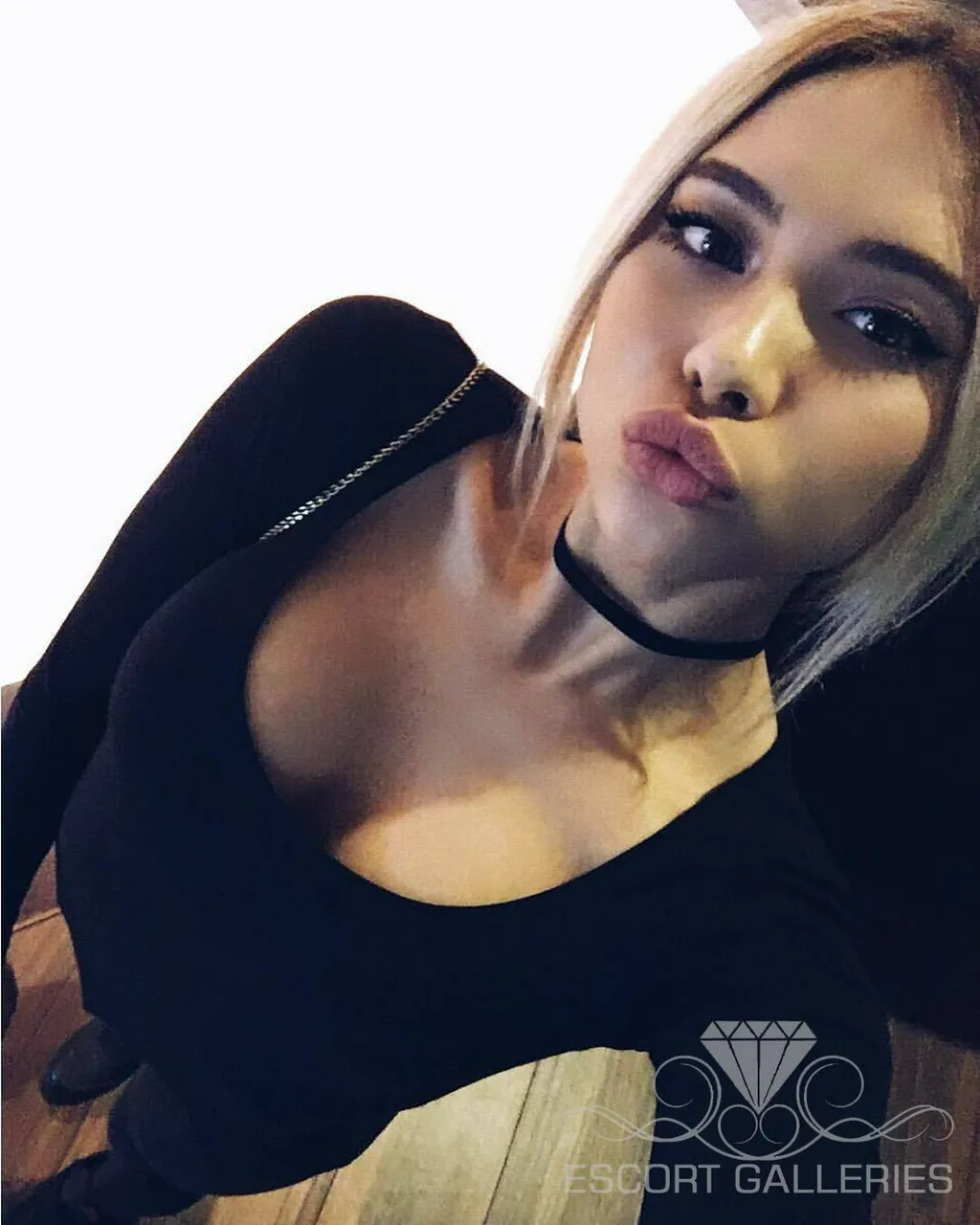 Escorts Saint Petersburg, Russia Rita