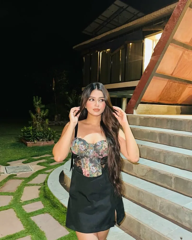 Escorts Dubai, United Arab Emirates Shreya Tomar