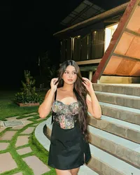 Escorts Dubai, United Arab Emirates Shreya Tomar