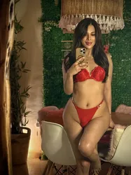 Escorts Dubai, United Arab Emirates Jen: world class sex top/bottom/GFE