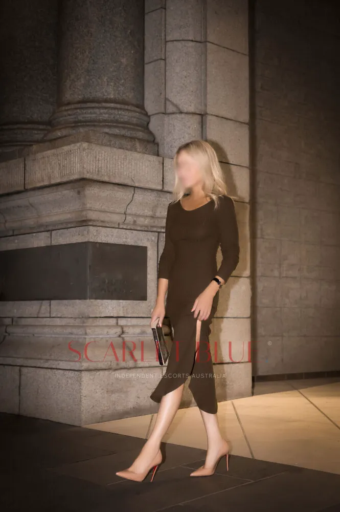Escorts Adelaide, Australia Victoria Knight 


