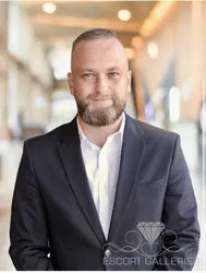 Escorts Koeln, Germany Dennis