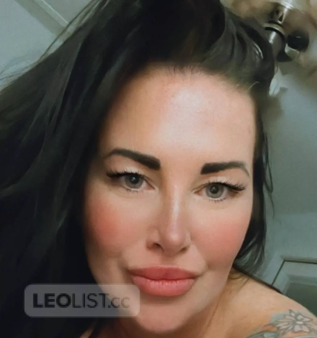 Escorts Victoria, British Columbia female escot