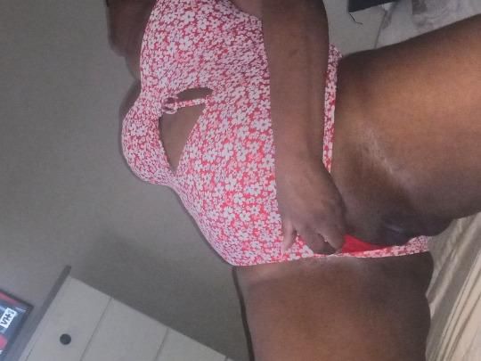 Escorts Toledo, Ohio eighty five qvspecials 🤩😍🥰🥰🥲🥰Come see miss phat azz qv n hr only (incalls only)