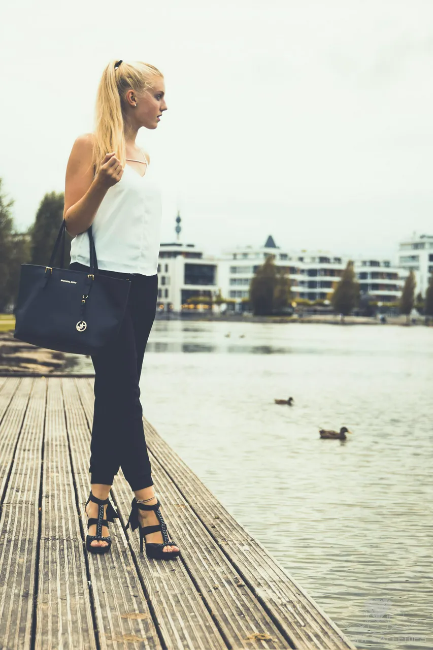 Escorts Essen, Germany Miriam B