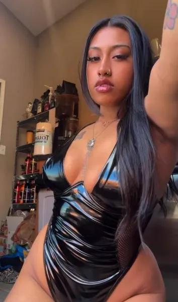 Escort girls in Bellingham