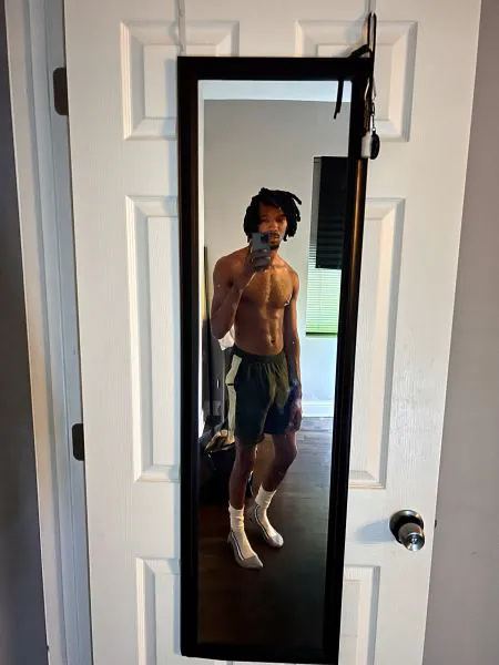 Escorts Chicago, Illinois Ghostjdjfjfjdkjd