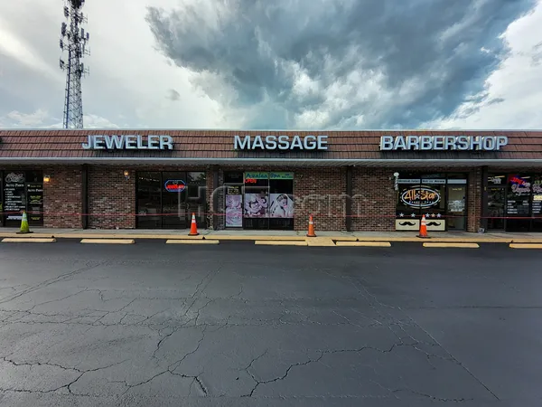 Massage Parlors DeLand, Florida Azalea Spa