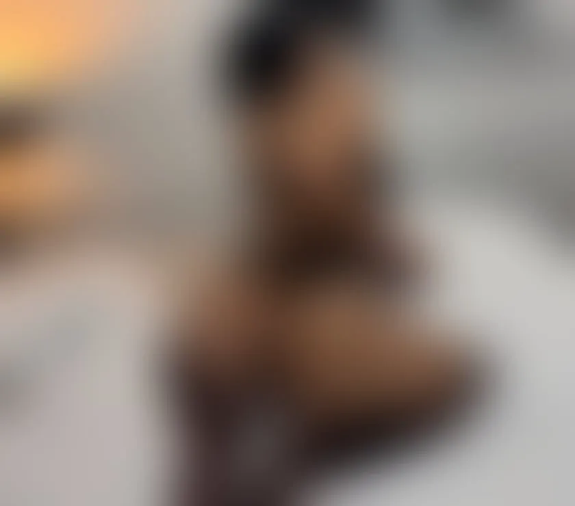 Escorts Nottingham, England Brazilian Jully has just arrived in Nottingham😋🍑🔥