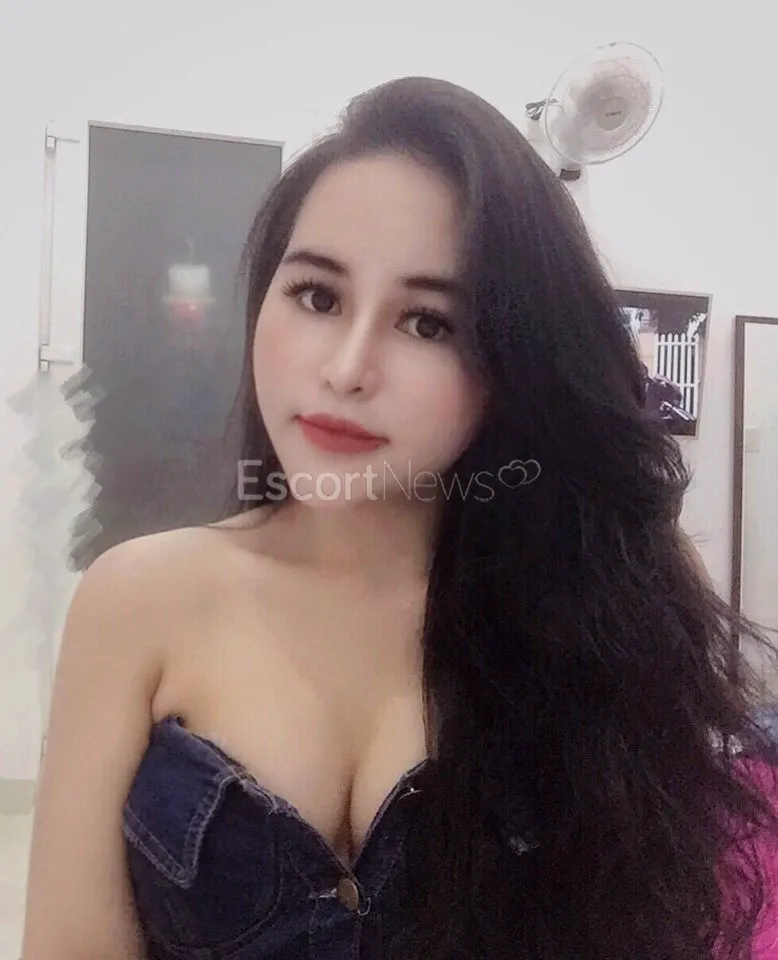 Escorts Malaysia EMILY