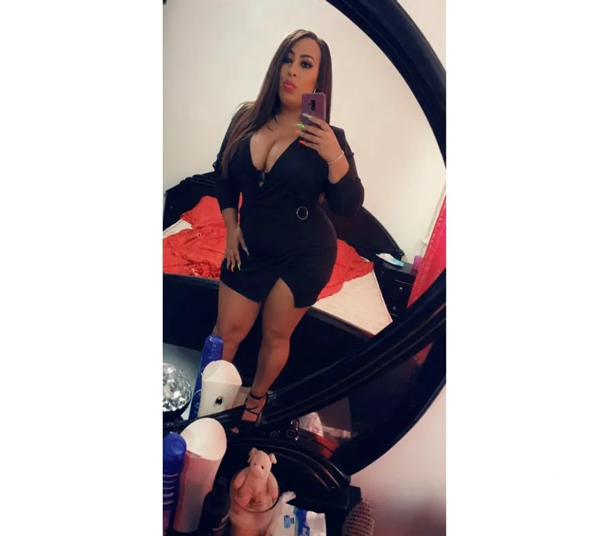 Escorts Birmingham, England TOP XL TRANSEXUAL curvy party big boobs🍑❤️