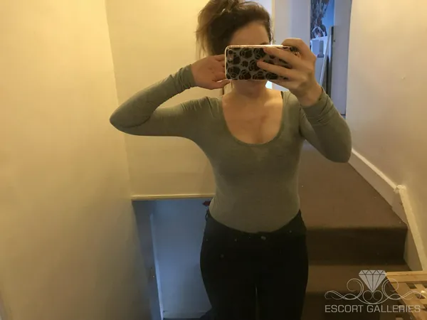 Escorts Giza, Egypt null