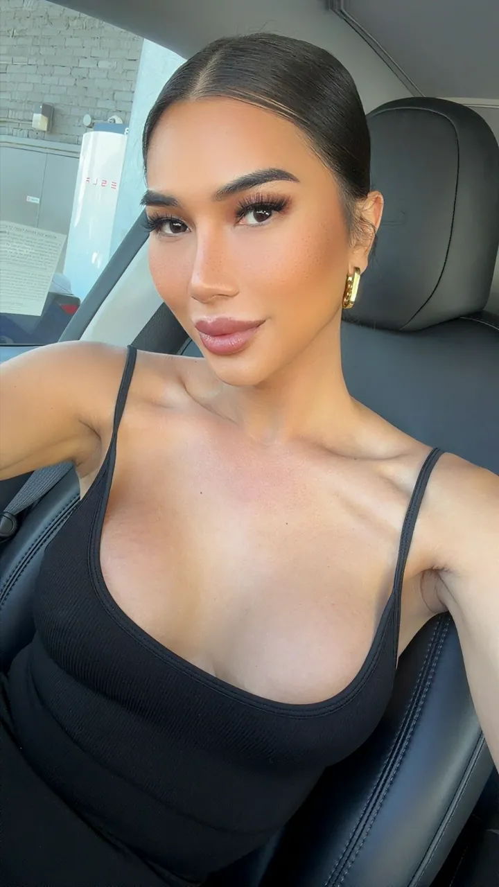 Escorts Los Angeles, California Sabrina/Available