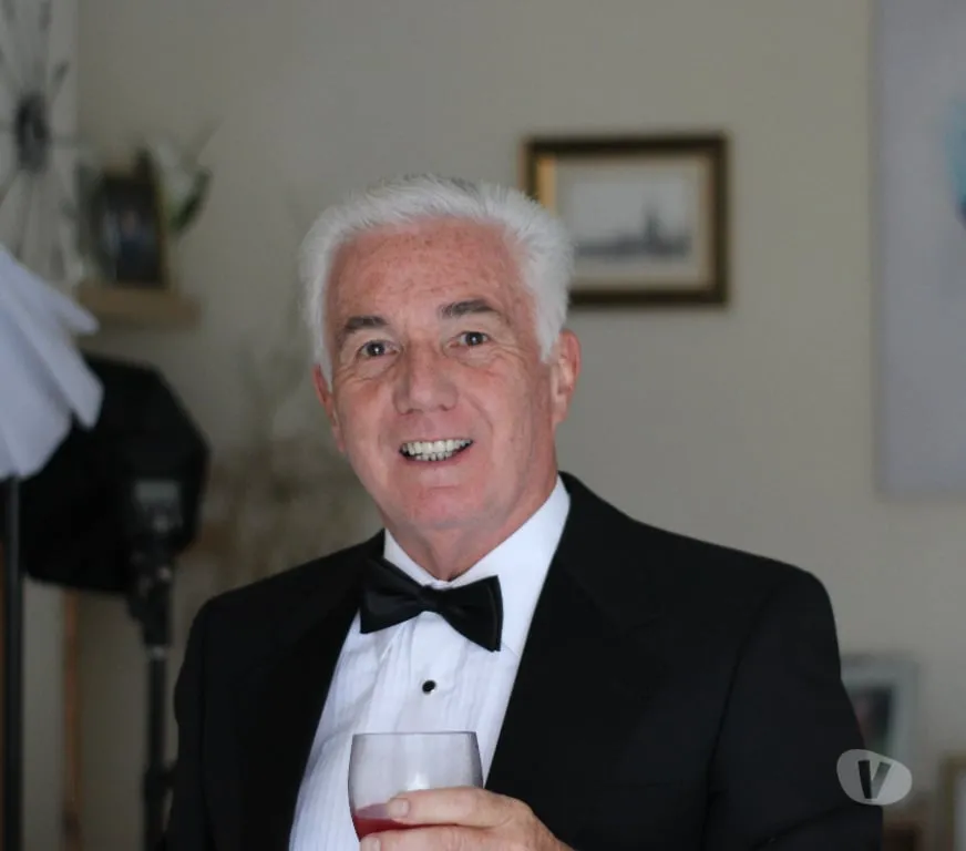 Escorts Newport, Wales Mature Man for Tops