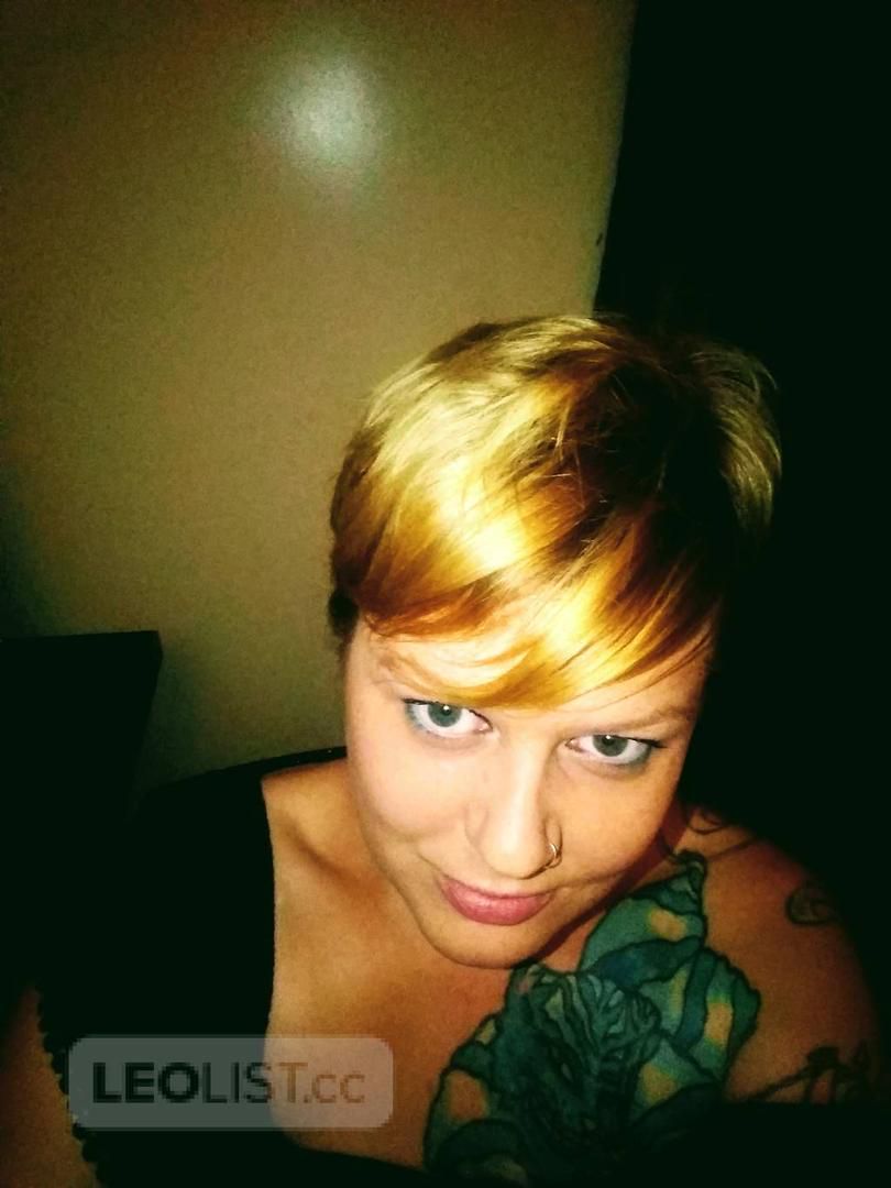 Escorts Kingston, New York a girl who likes to suck d!ck! (Outcalls and carcalls today)