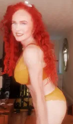 Escorts Bury St Edmunds, England (WEBCAM  hot movies available please ask for more details)