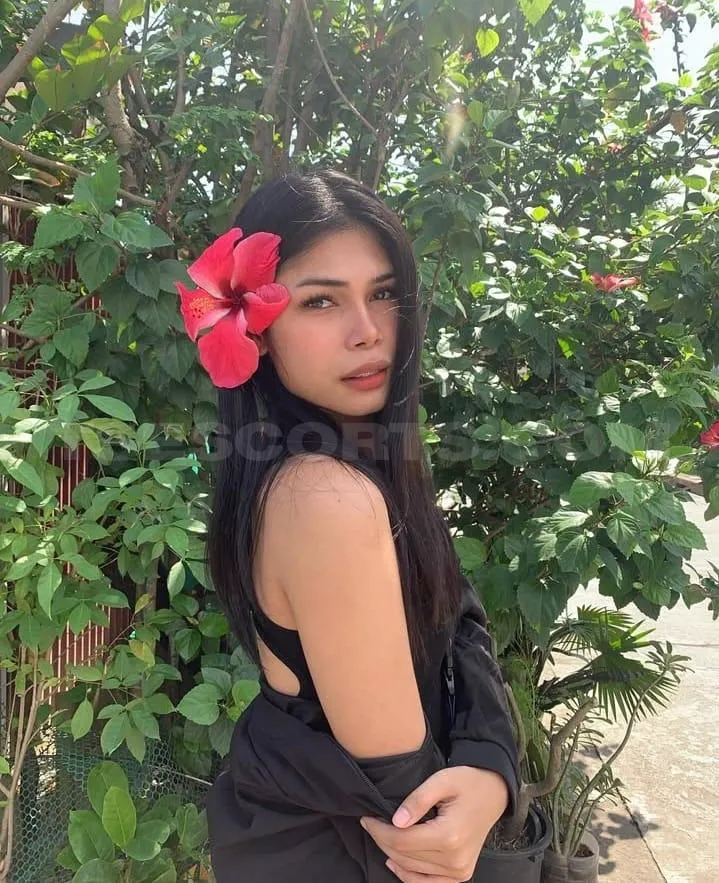 Escorts Makati City, Philippines Izzy