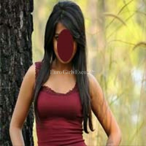 Escorts Surat, India Mehga Bhatt