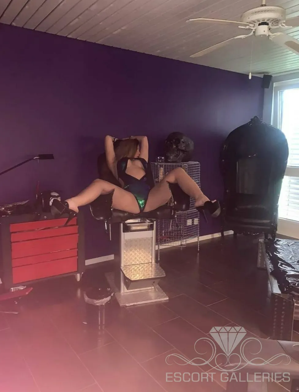 Escorts Frankfurt am Main, Germany Ela