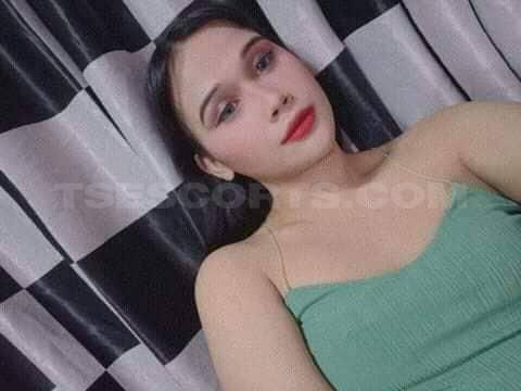 Escorts Bacoor, Philippines Maxine