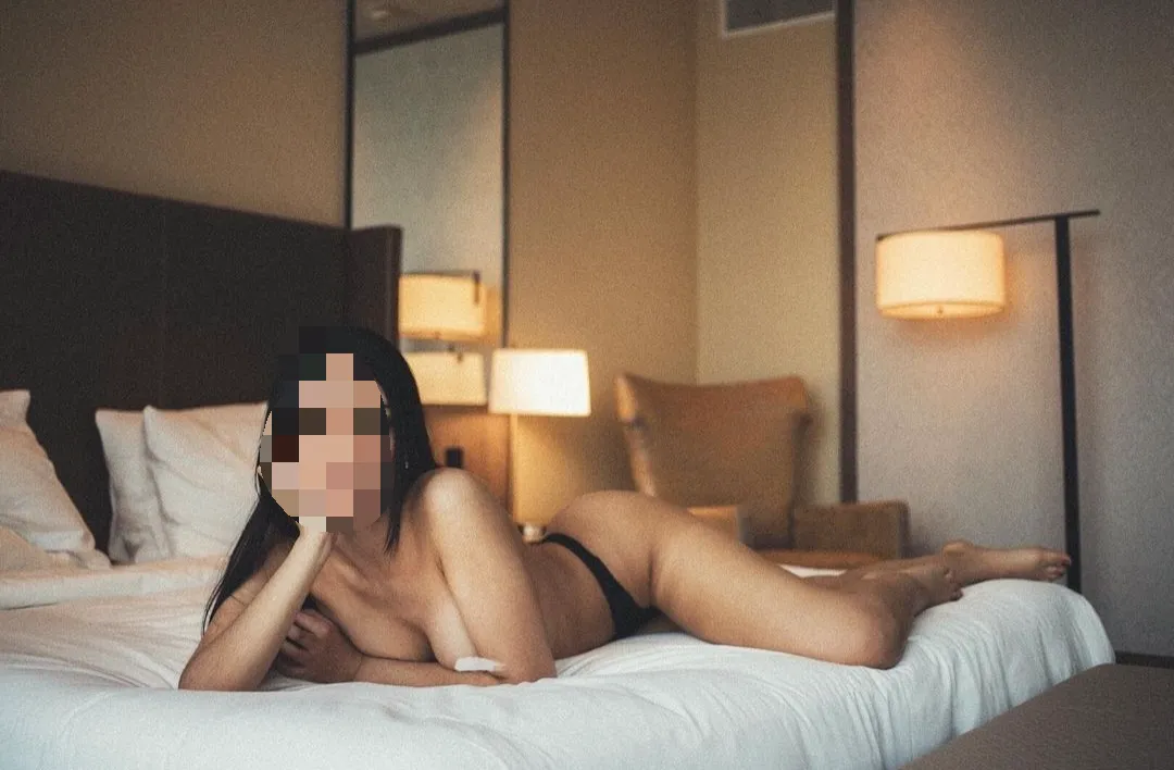 Escorts Munich, Germany Adella.20