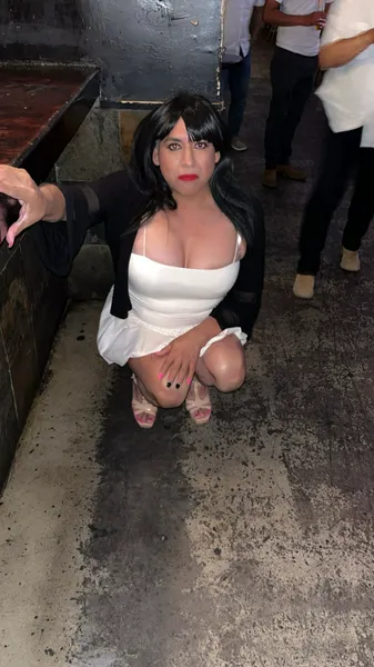 Escorts Santa Ana, California 3Somevers outcalls