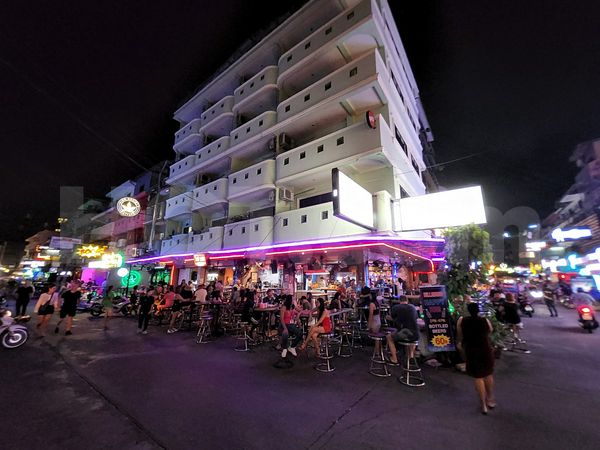 Beer Bar / Go-Go Bar Pattaya, Thailand Billabong Bar