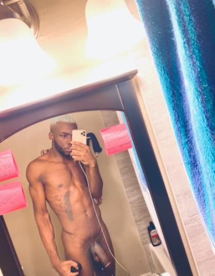 Escorts New Jersey Young Hung Chocolate Beast🍆🍫