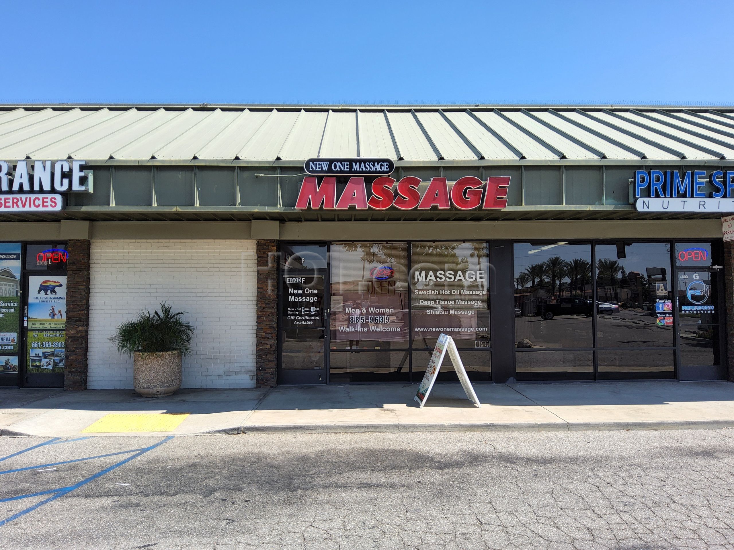 Bakersfield, California New One Massage & Salon