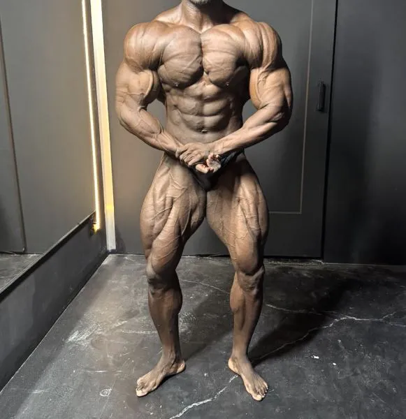 Escorts Montreal, Quebec Jamesfit