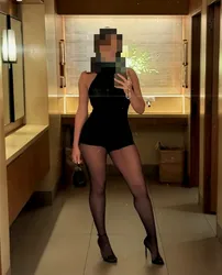 Body Rubs Los Angeles, California Ella  Escort model