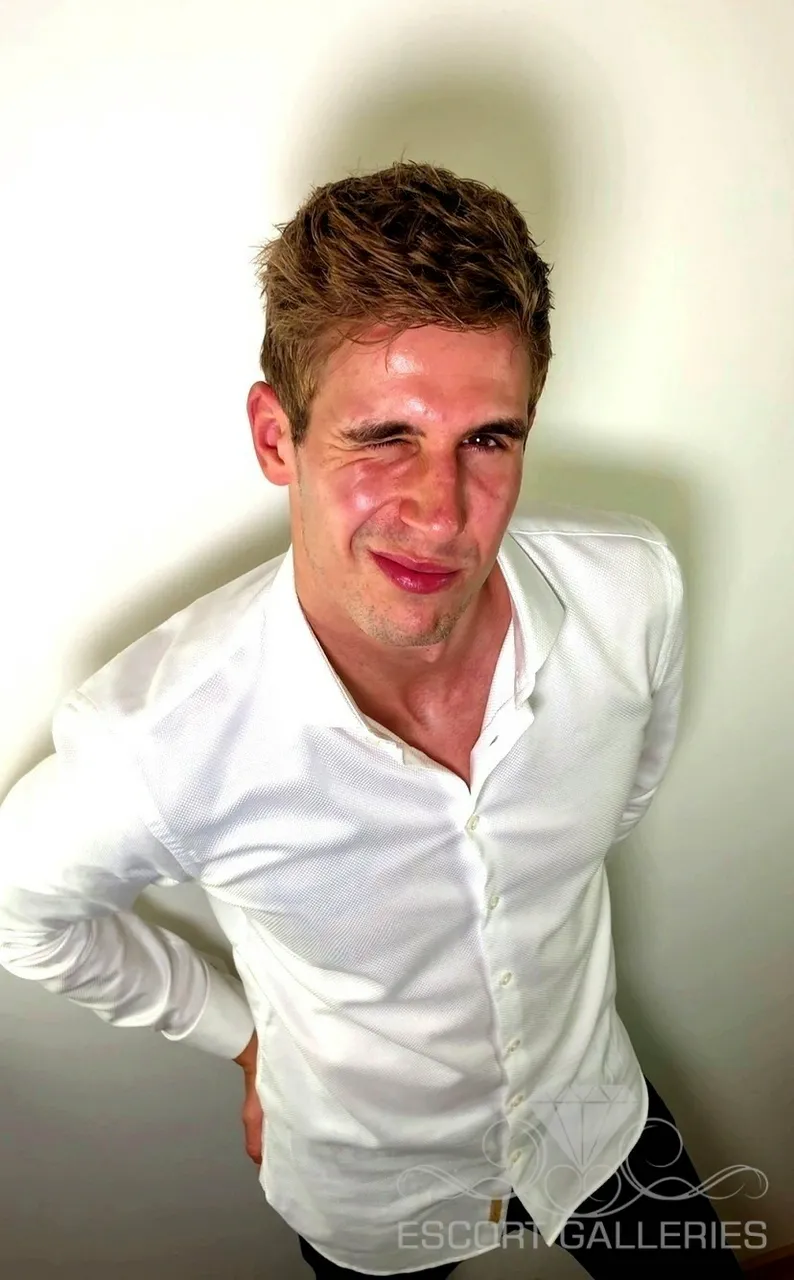 Escorts Munich, Germany null