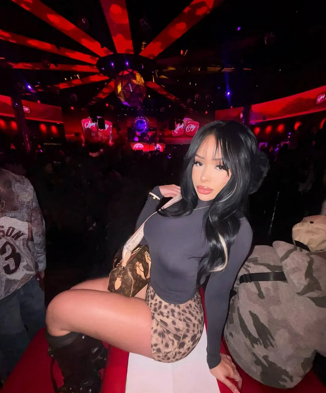 Escorts Las Vegas, Nevada Candibabe